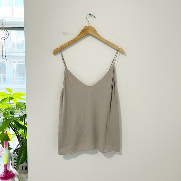 Aritzia Wilfred Free Gray Drapey Tank Size Large - Picture 1 of 6